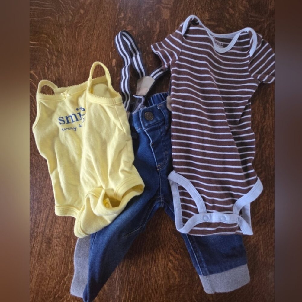 2 Carter Onesies 3-6 Month